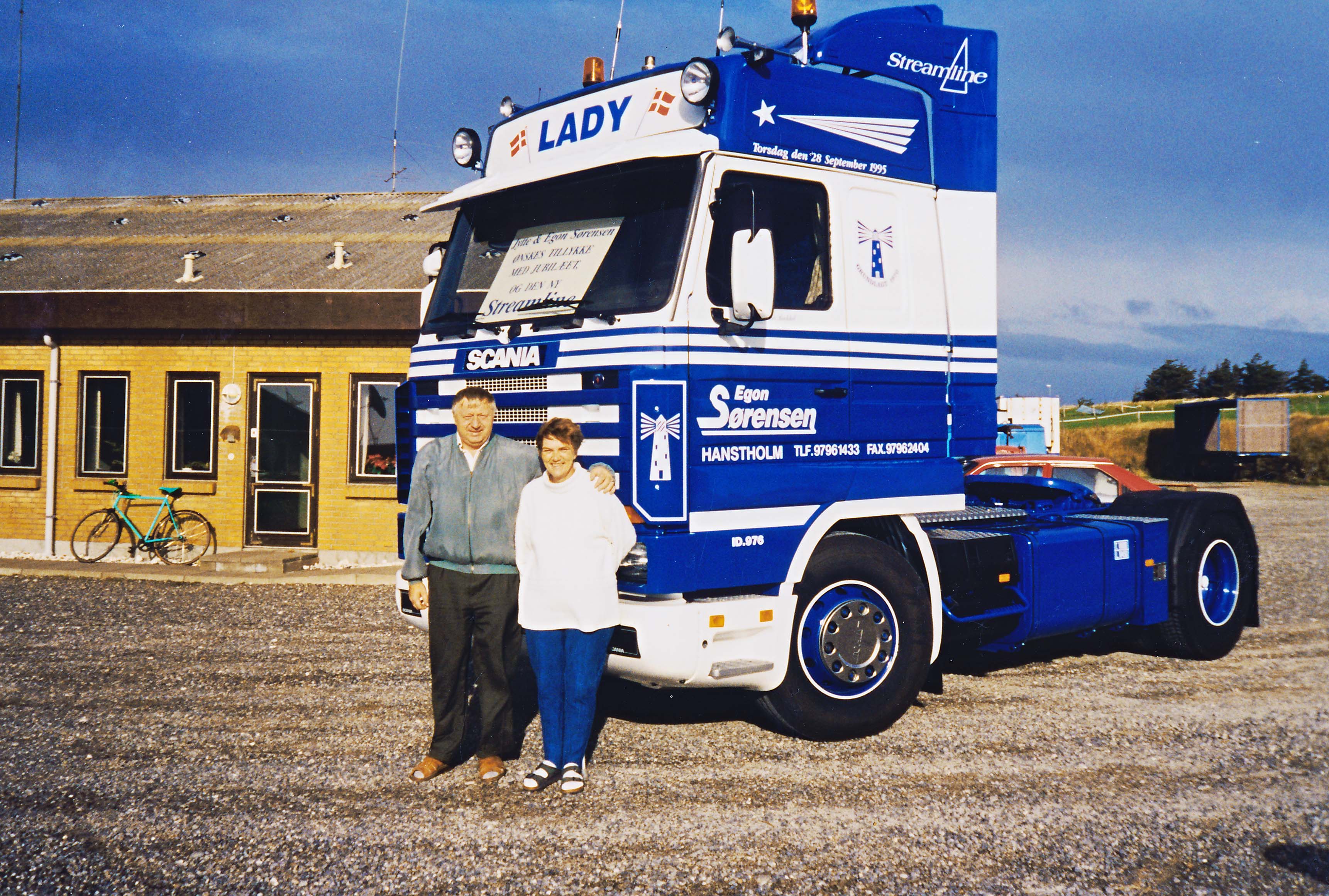 064 - 1995 - Scania Lady med Jytte og Egon på jubilæumsdagen